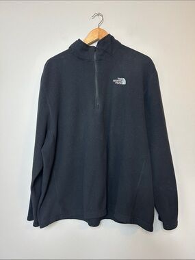 The North Face Quaterzip